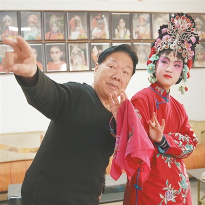 国家级非遗项目哈哈腔代表性传承人刘宗发:  潜心授艺 古剧焕新（传承）