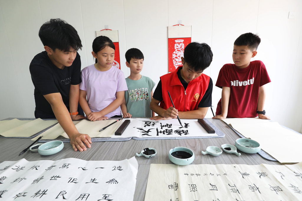 暑期托管 “托”起孩子精彩假期